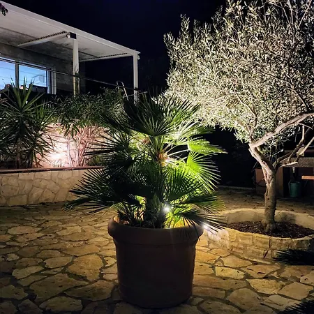 2 Haus Linden Appartement Osljak