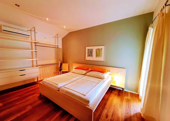 2 Haus Linden Appartement Osljak