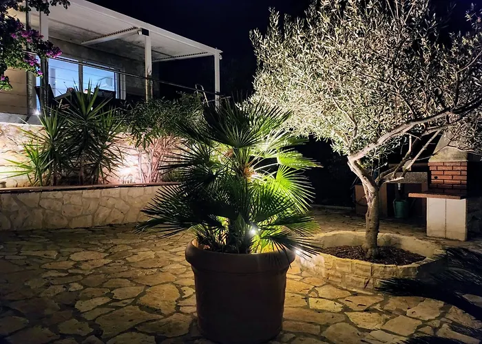 2 Haus Linden Appartement Osljak